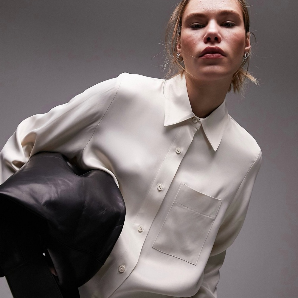 NWT Topshop Oversized Ivory Silk Top